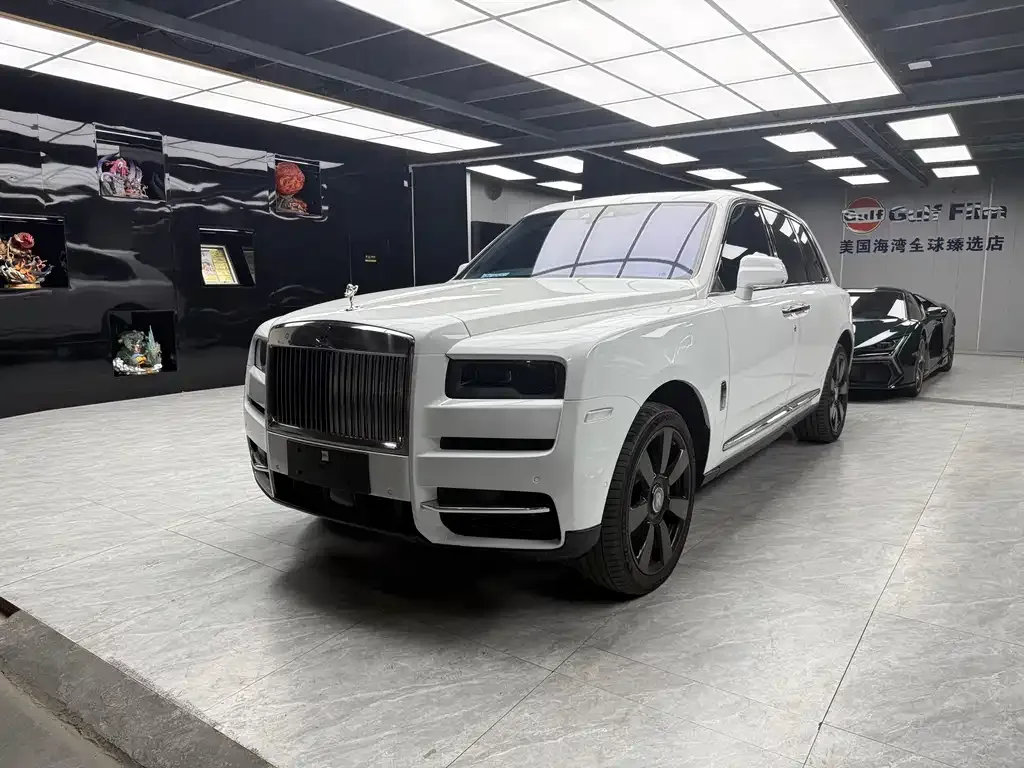 Rolls-Royce Cullinan 2023 из CN, фото 1