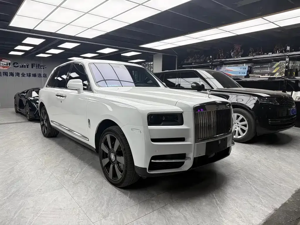 Rolls-Royce Cullinan 2023 из CN, фото 9