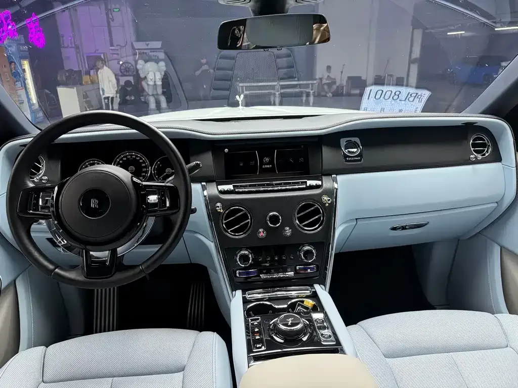 Rolls-Royce Cullinan 2023 из CN, фото 2