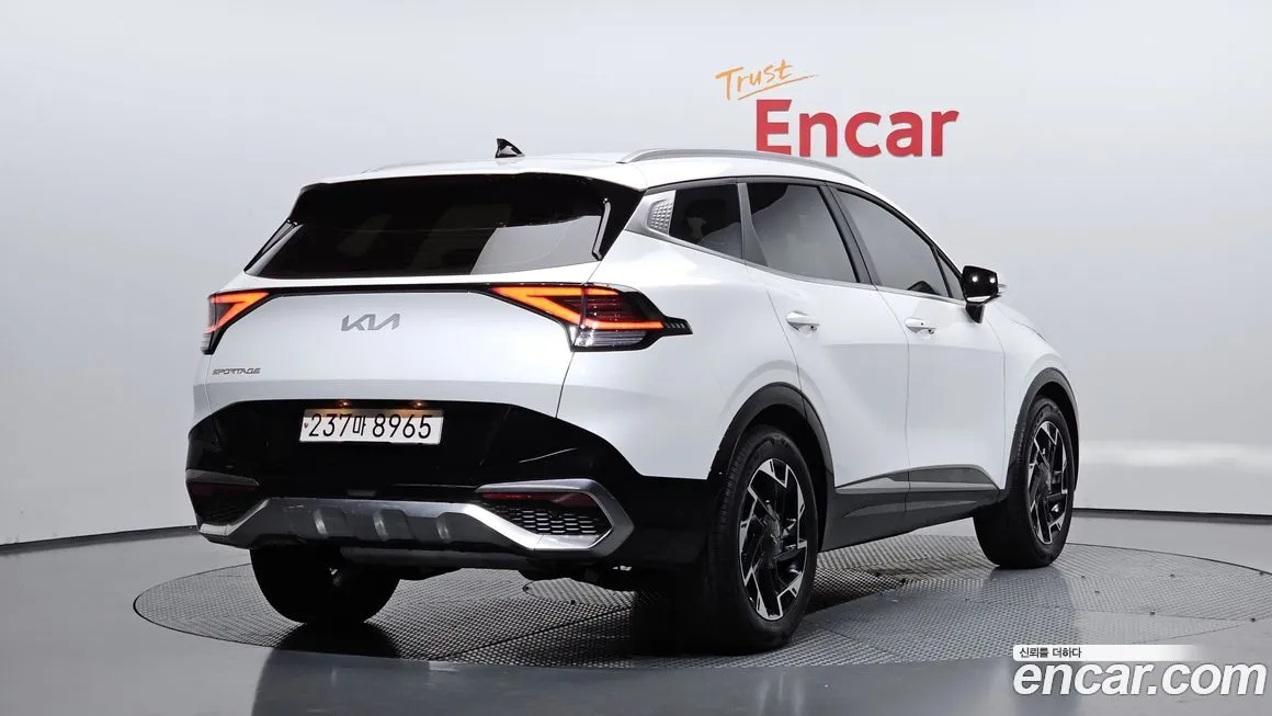 Kia Sportage — фото 6