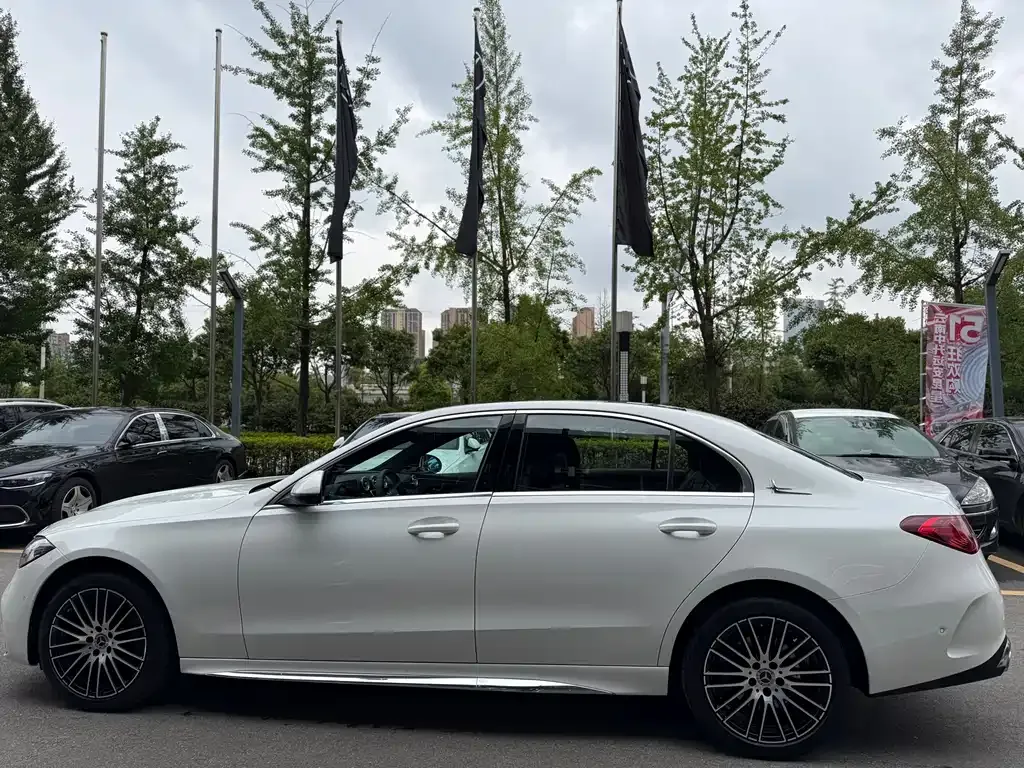 Mercedes-Benz C-Class 2024 из CN, фото 10