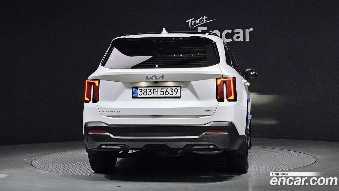 Kia Sorento — фото 6