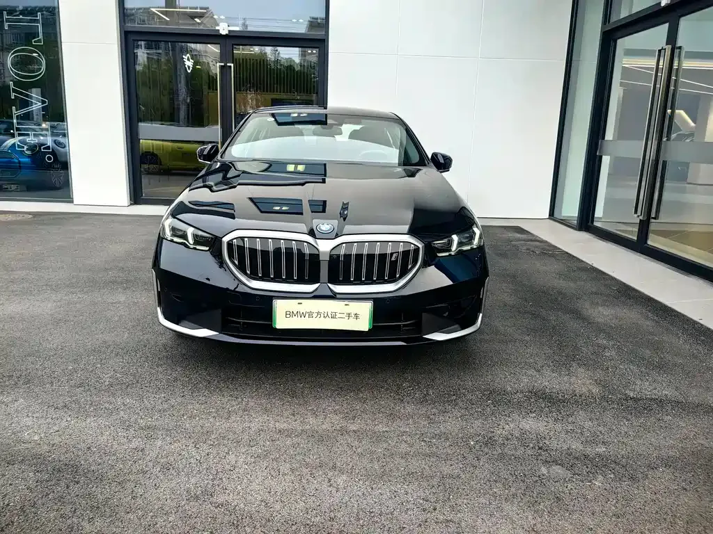 BMW i5 2025 из CN, фото 9