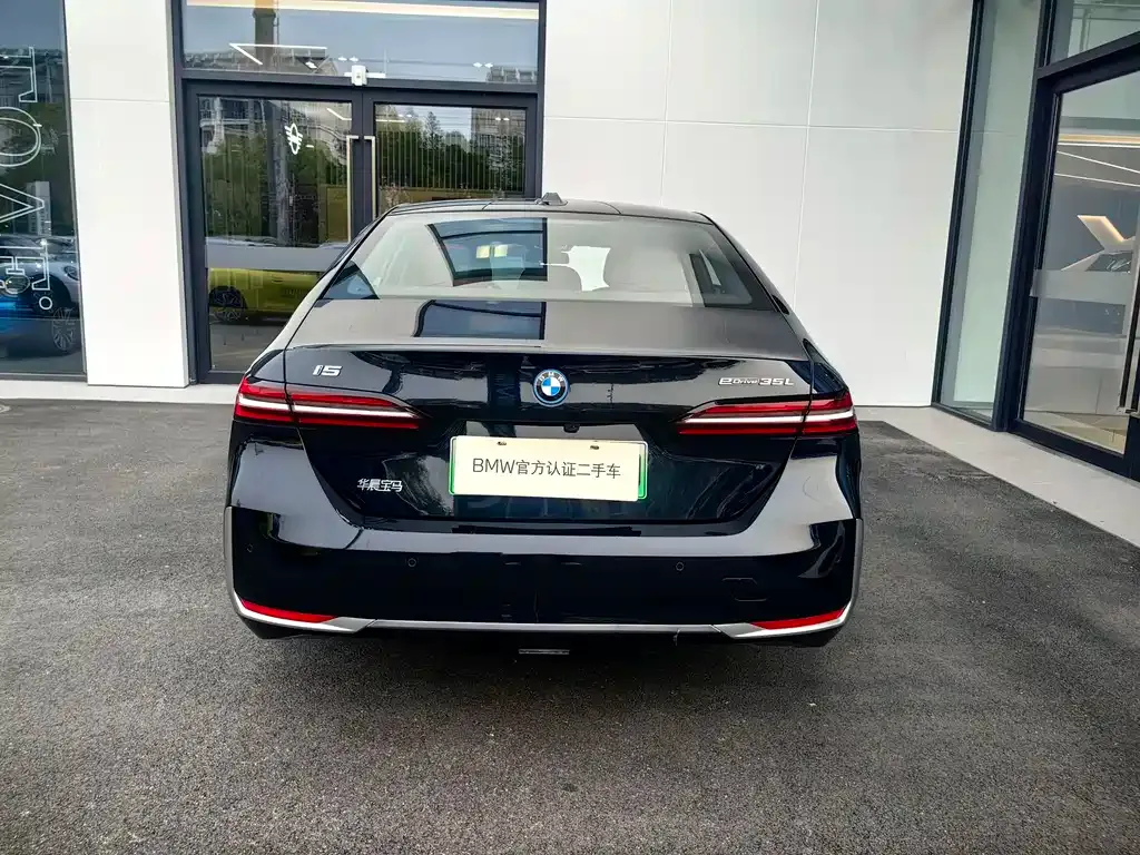 BMW i5 2025 из CN, фото 8