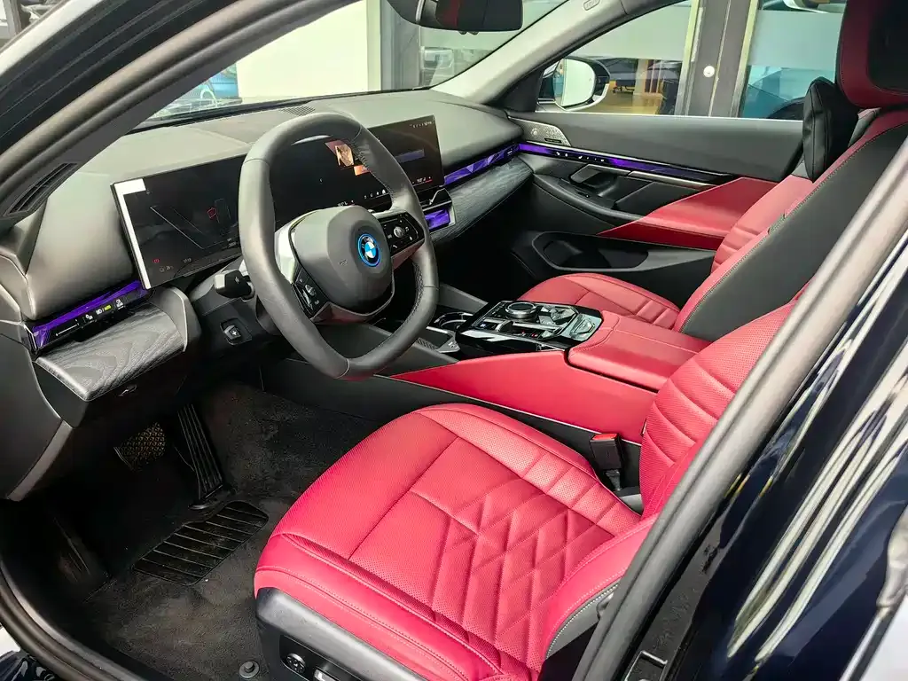 BMW i5 2025 из CN, фото 6