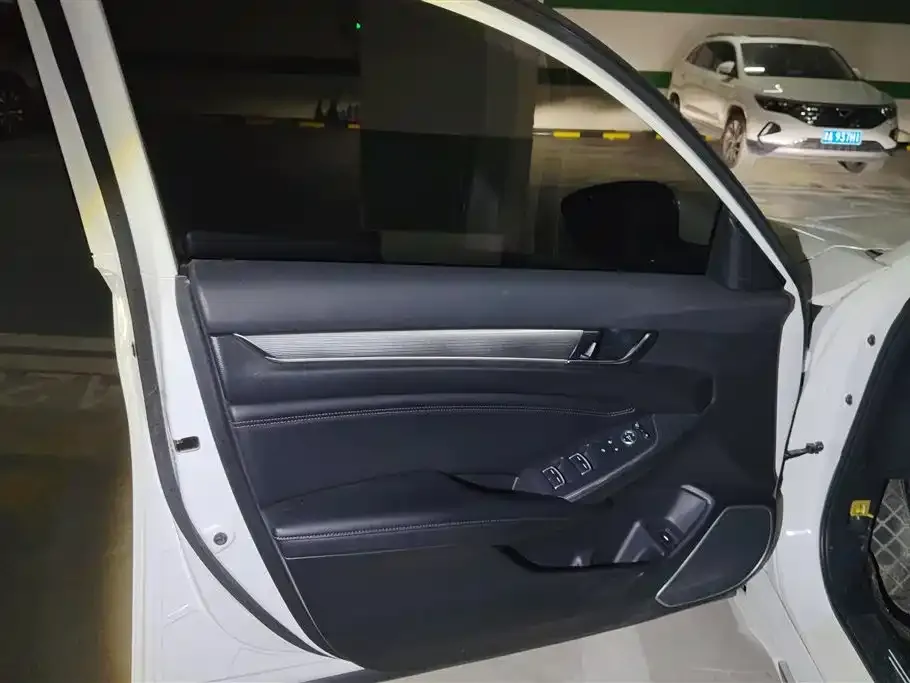 Honda Accord — фото 2