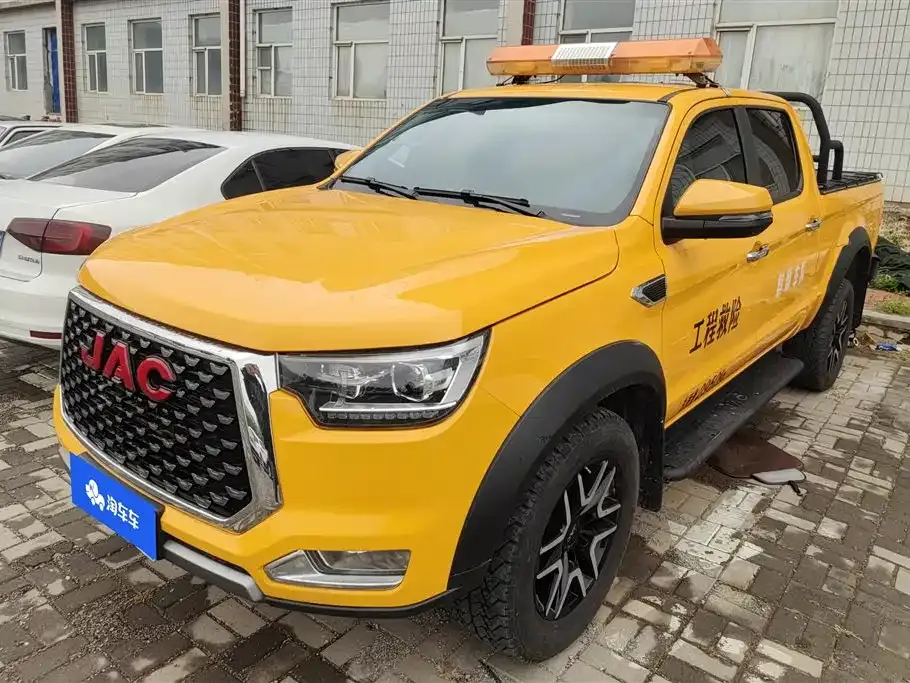 JAC T8