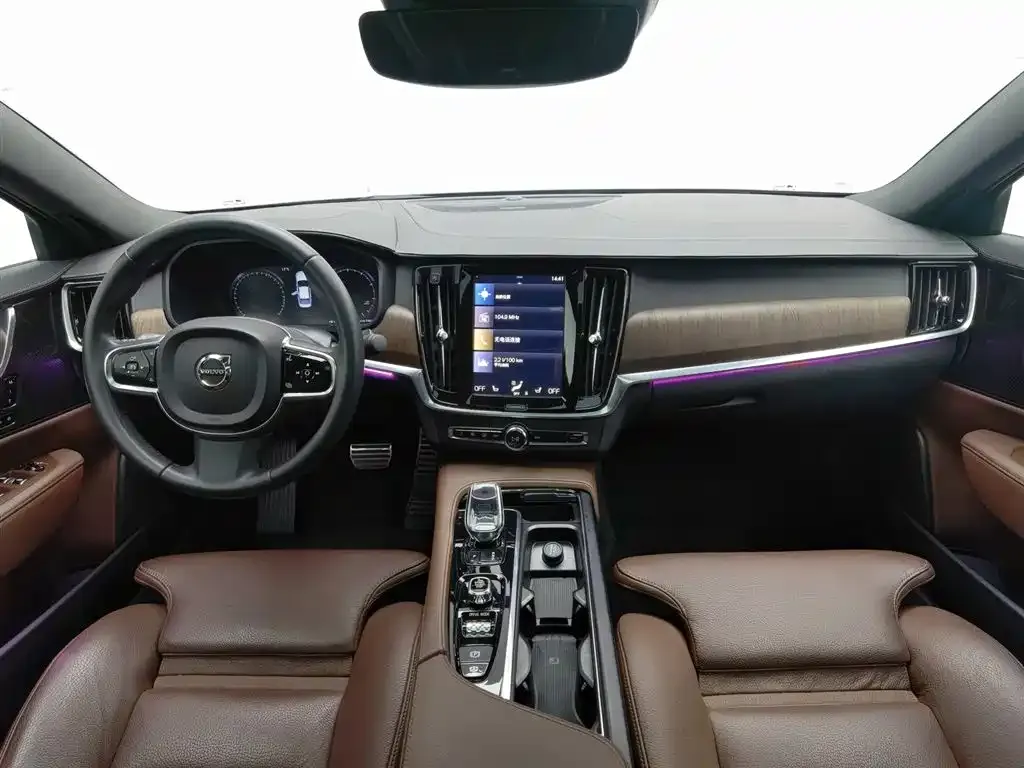 Volvo S90 2021 из CN, фото 8
