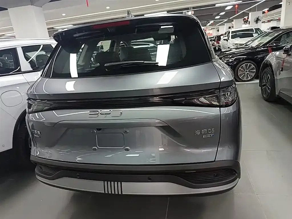 BYD Seal 05 DM-i — фото 8