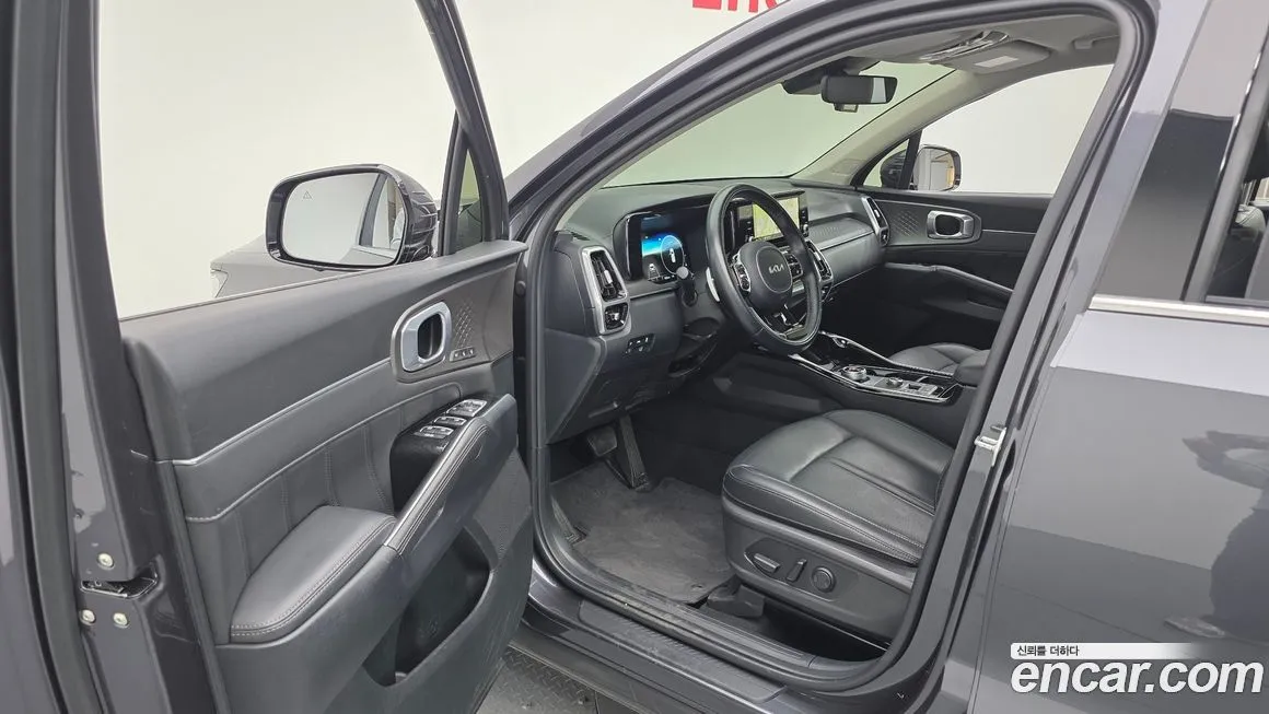 Kia Sorento 2023 из KR, фото 6