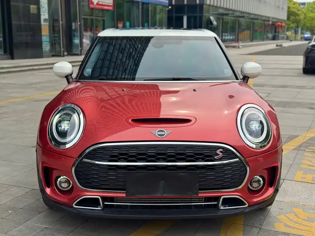 MINI Clubman — фото 5