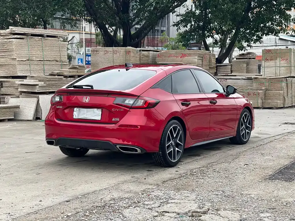 Honda Civic — фото 7