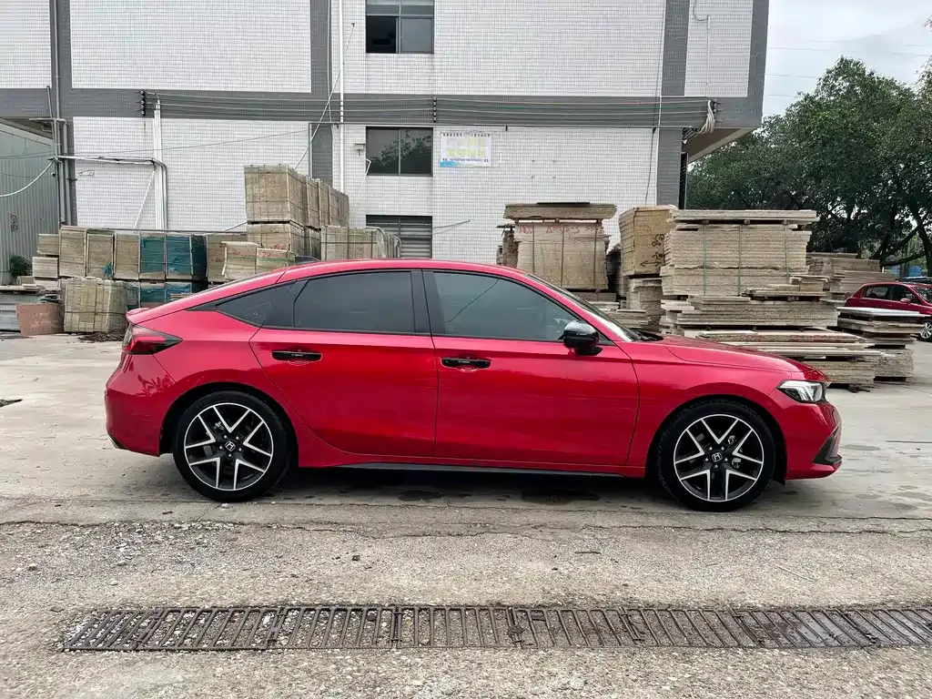 Honda Civic — фото 8