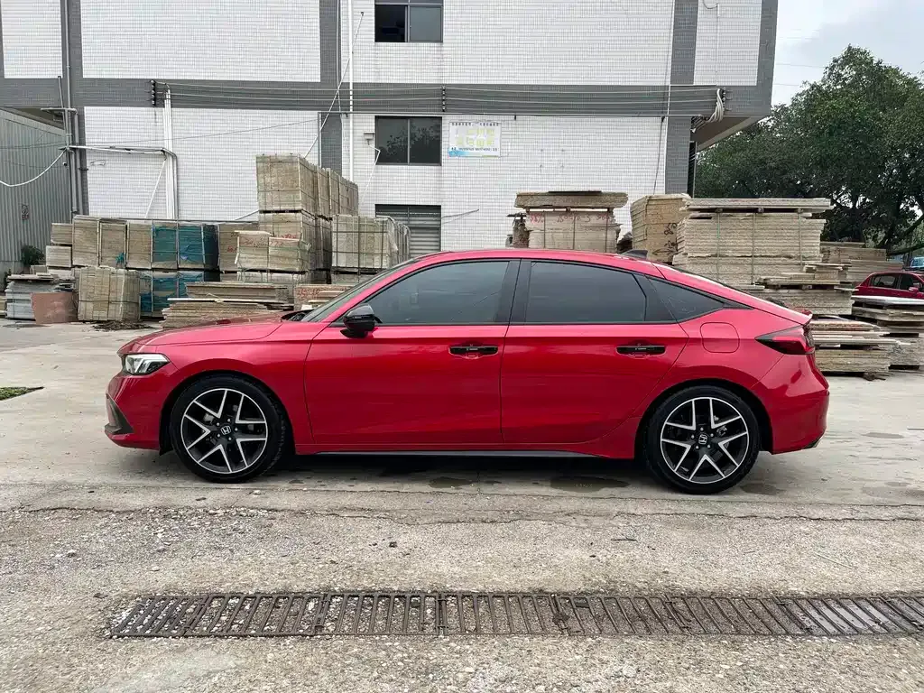 Honda Civic — фото 5