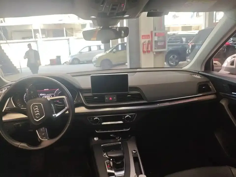Audi Q5L 2021 из CN, фото 8