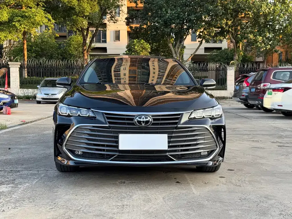 Toyota Avalon 2022 из CN, фото 10