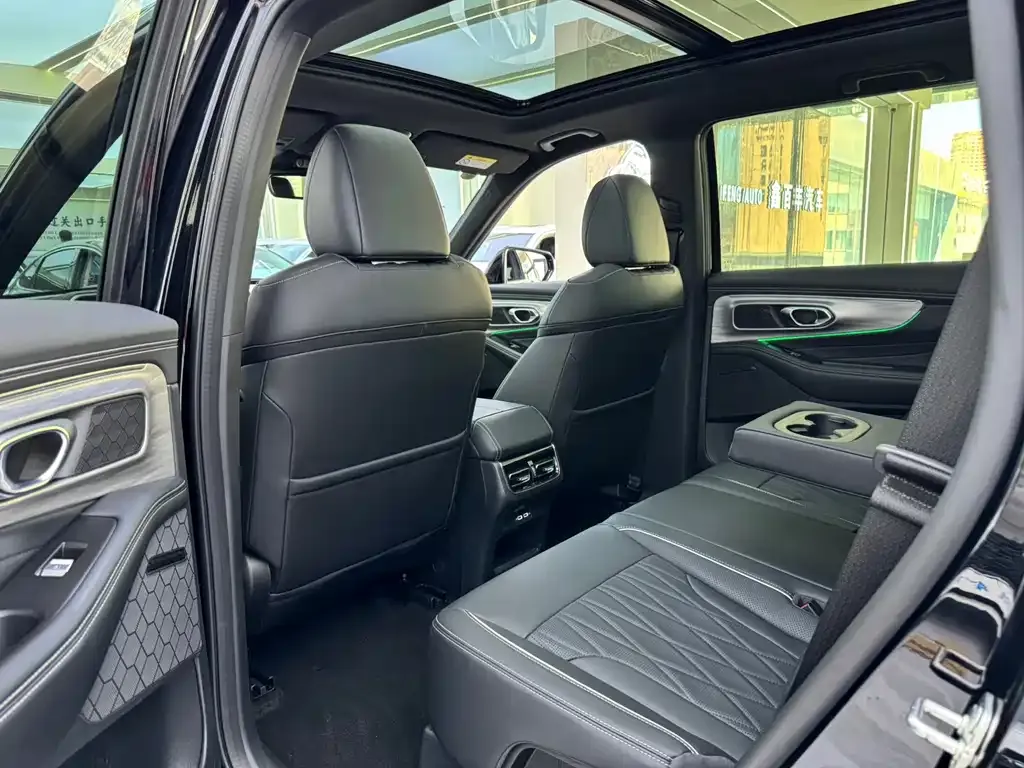 GAC Motor Trumpchi GS8 — фото 8