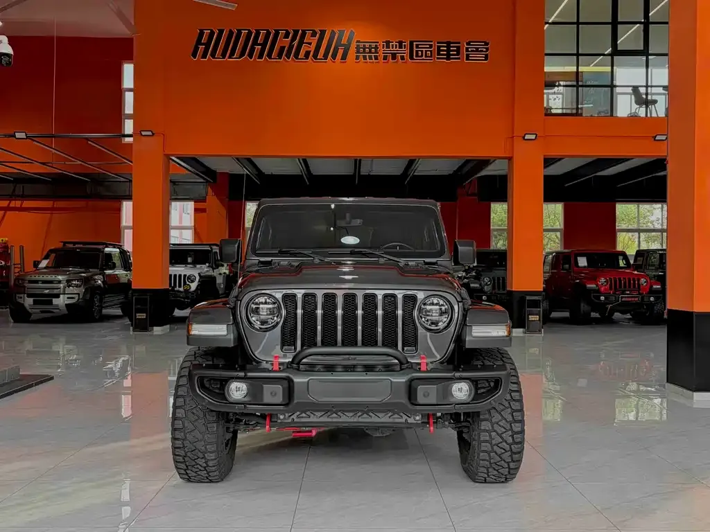 Jeep Wrangler — фото 4