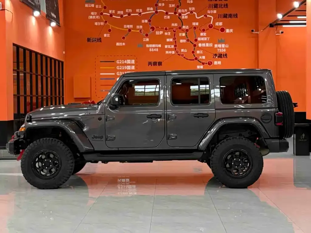 Jeep Wrangler — фото 6