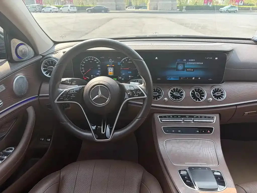 Mercedes-Benz E-Class New Energy — фото 5