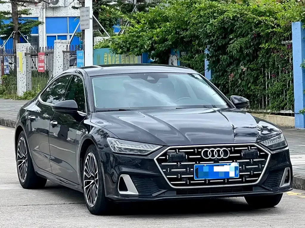 Audi A7L — фото 6