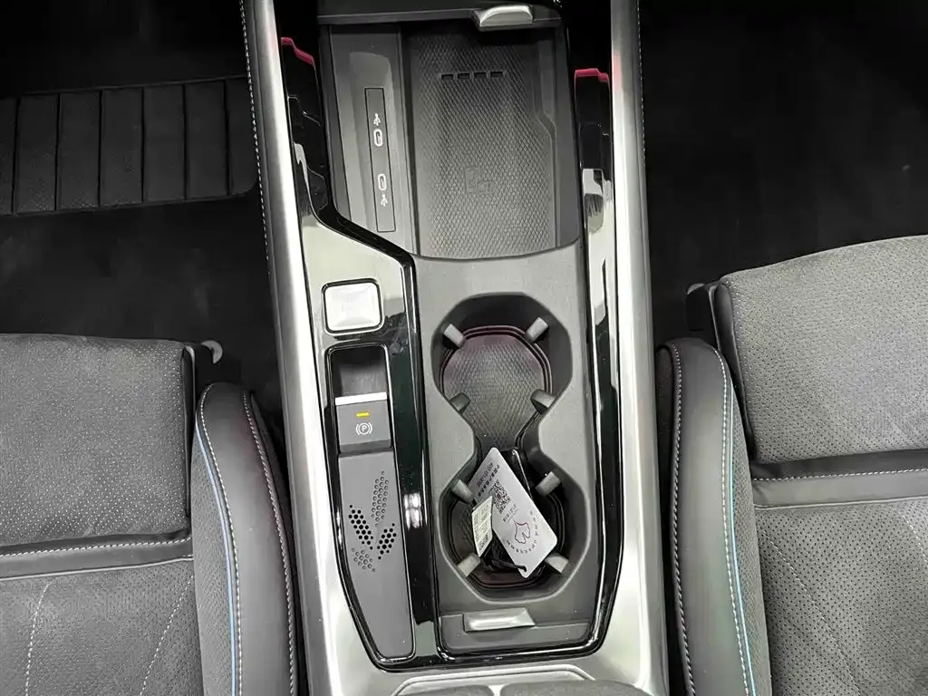 Volkswagen Passat — фото 4
