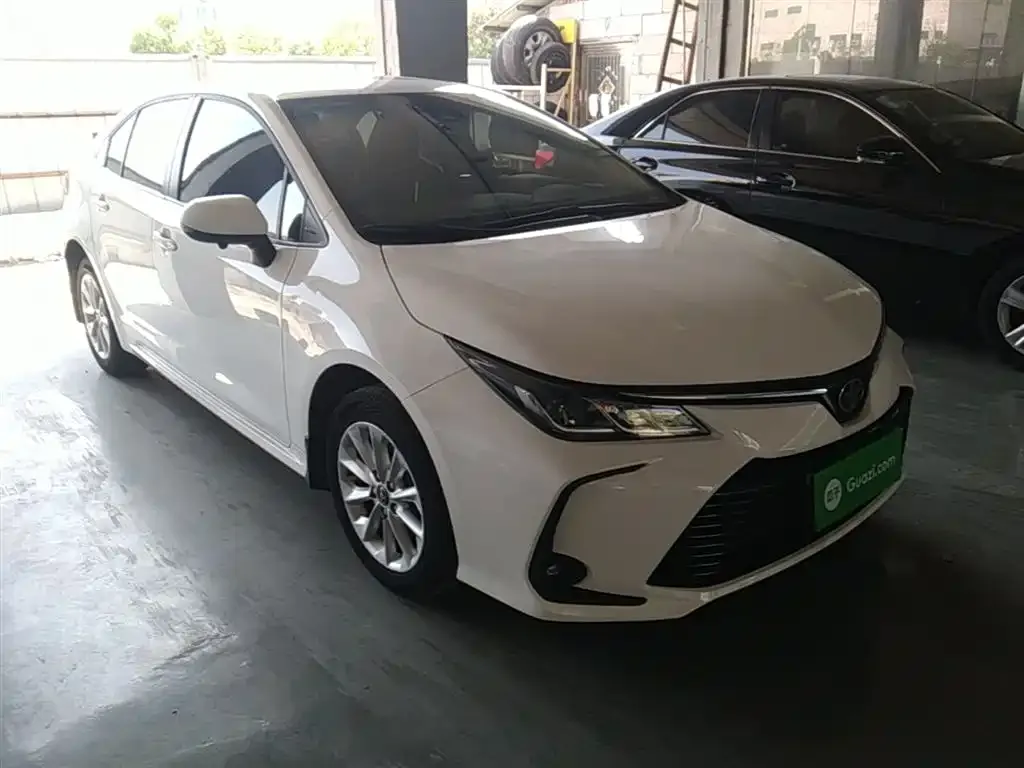 Toyota Corolla 2022 из CN, фото 2