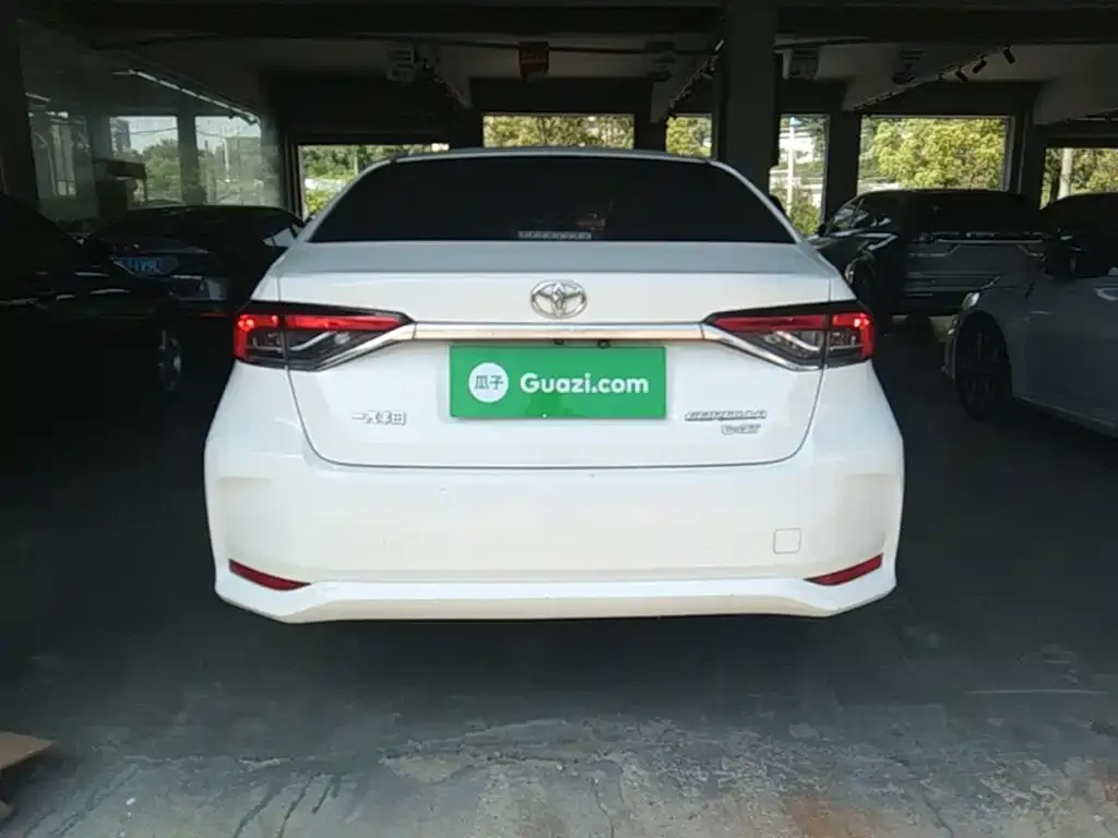 Toyota Corolla 2022 из CN, фото 3