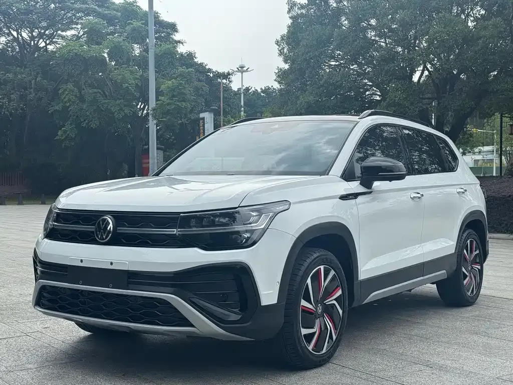 Volkswagen Tharu — фото 1