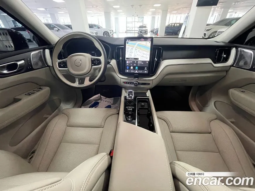 Volvo XC60 2026 из KR, фото 2