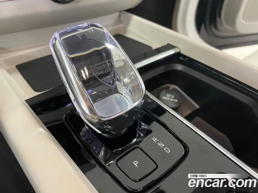 Volvo XC60 2026 из KR, фото 3