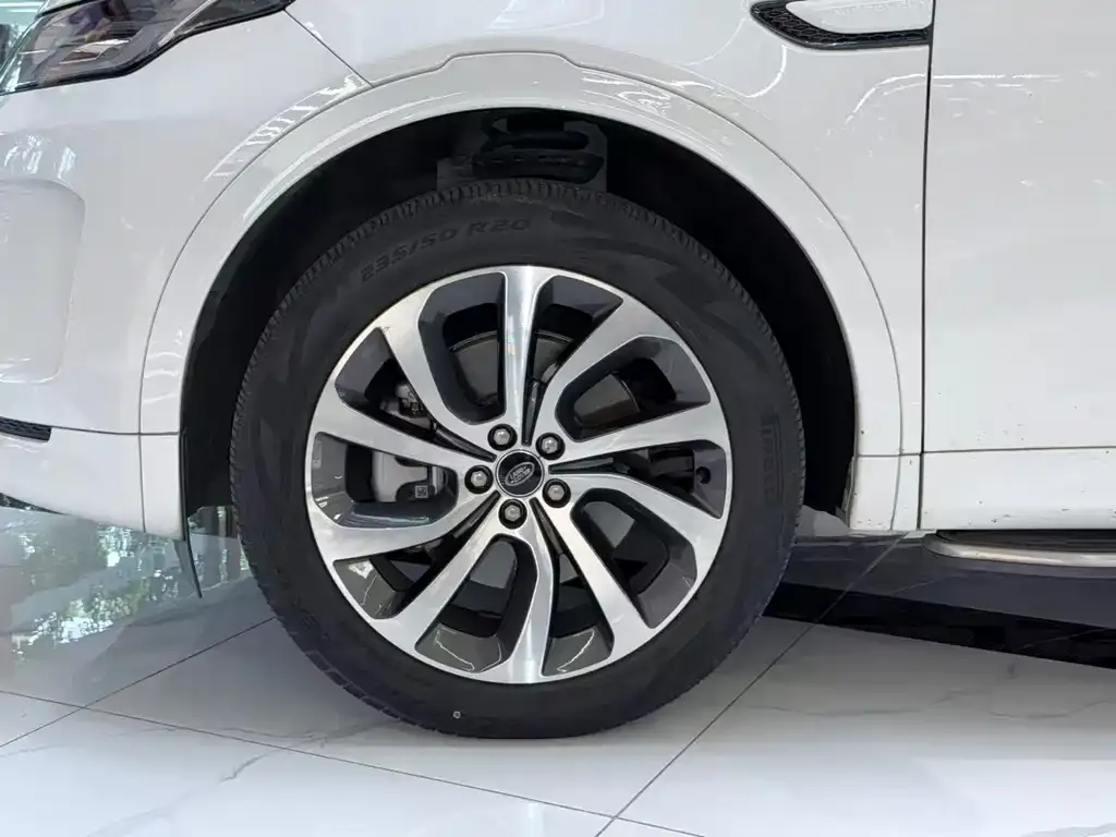 Land Rover Discovery Sport — фото 2