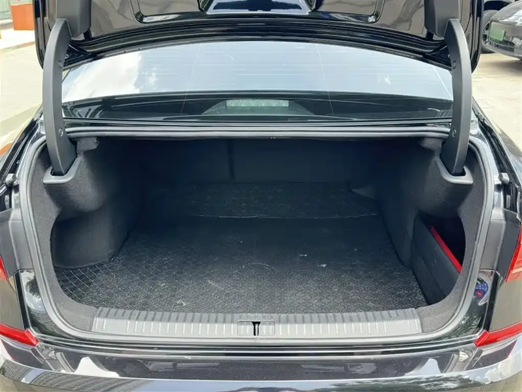 Volkswagen Passat — фото 5
