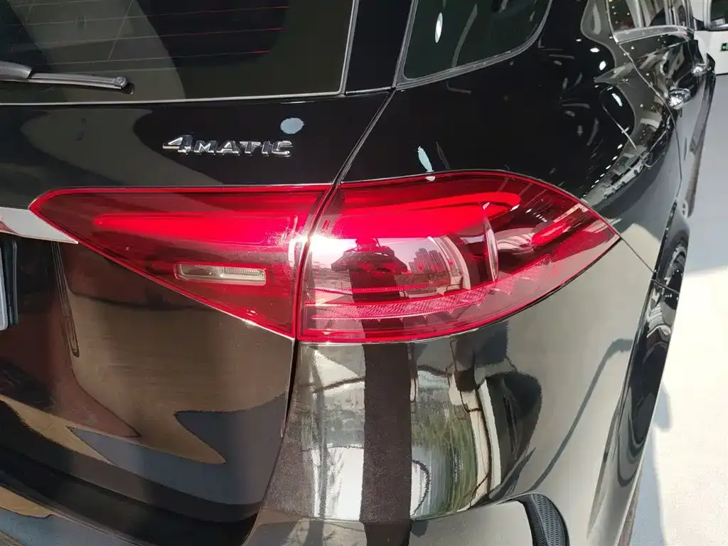Mercedes-Benz GLE — фото 10
