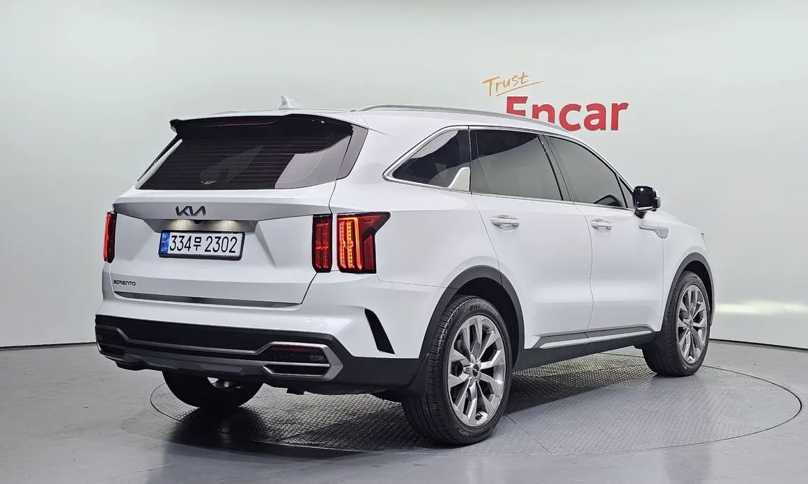Kia Sorento — фото 6