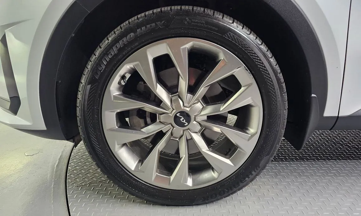 Kia Sorento — фото 10