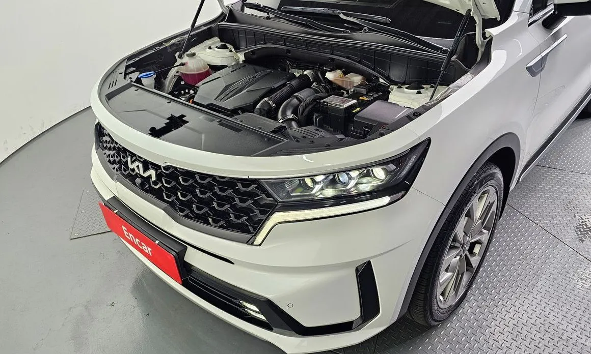 Kia Sorento — фото 9