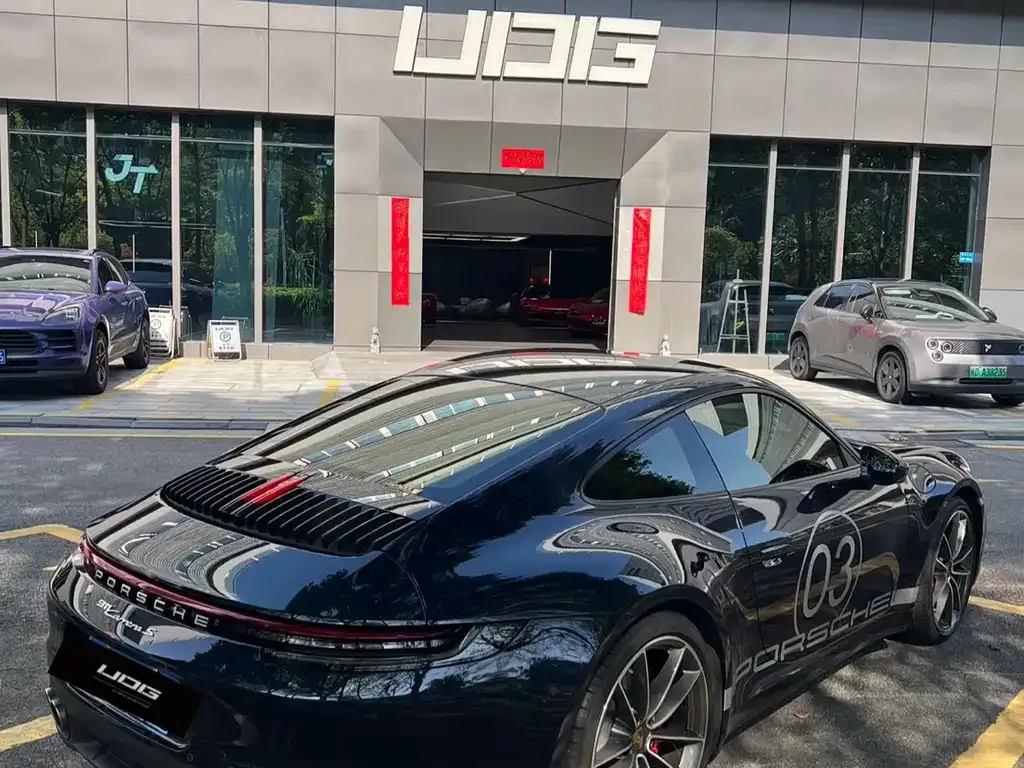 Porsche 911 2023 из CN, фото 3
