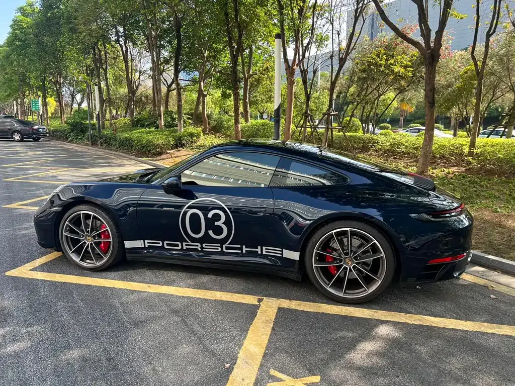 Porsche 911 2023 из CN, фото 10