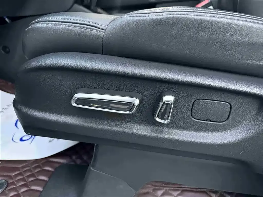 Honda Elysion 2023 из CN, фото 3