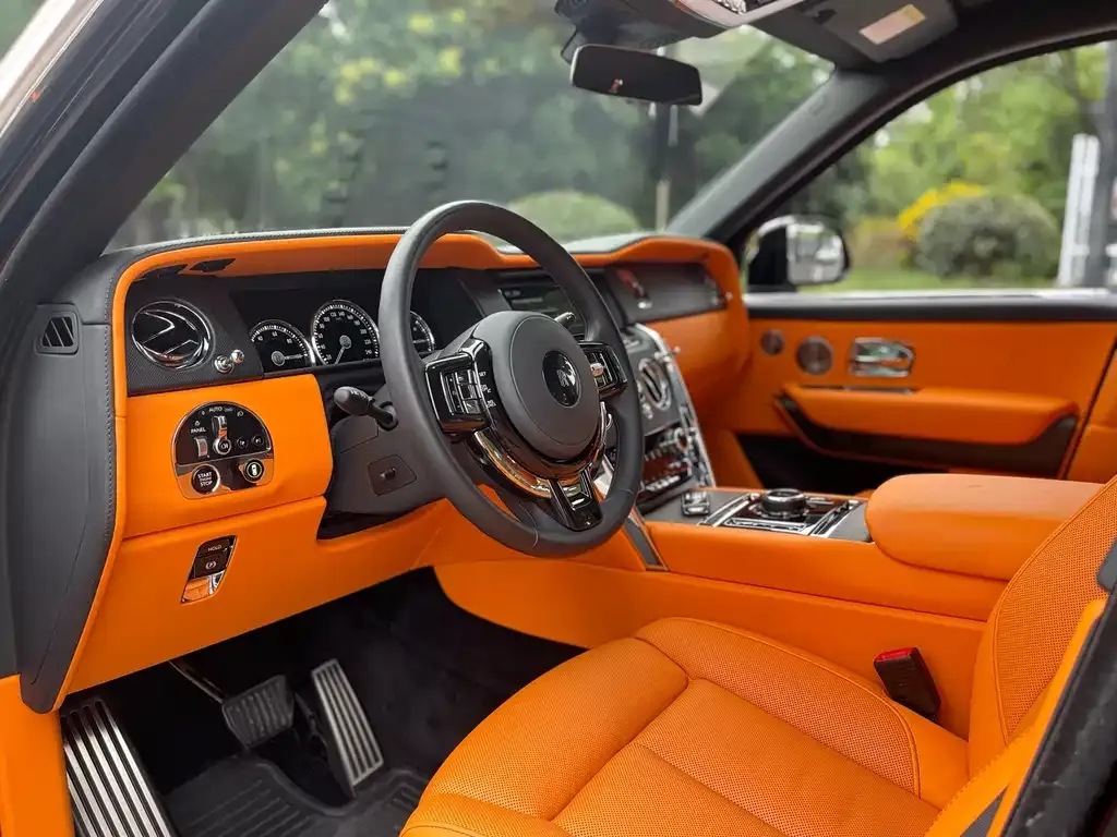 Rolls-Royce Cullinan 2021 из CN, фото 3