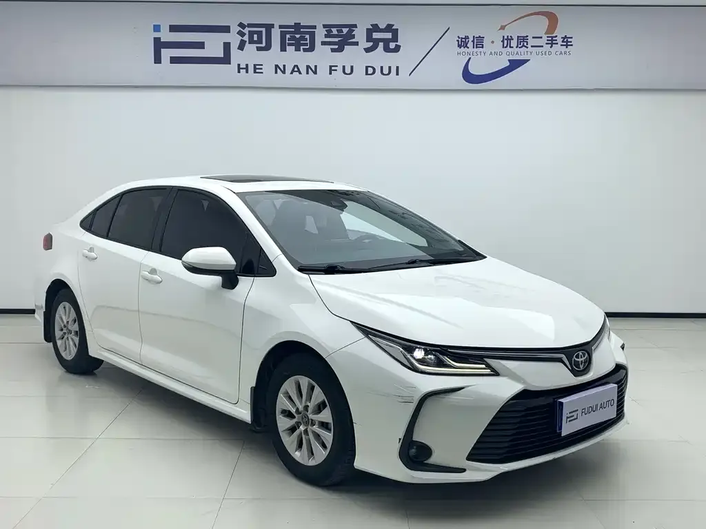 Toyota Corolla 2023 из CN, фото 9