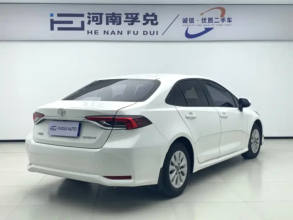 Toyota Corolla 2023 из CN, фото 4