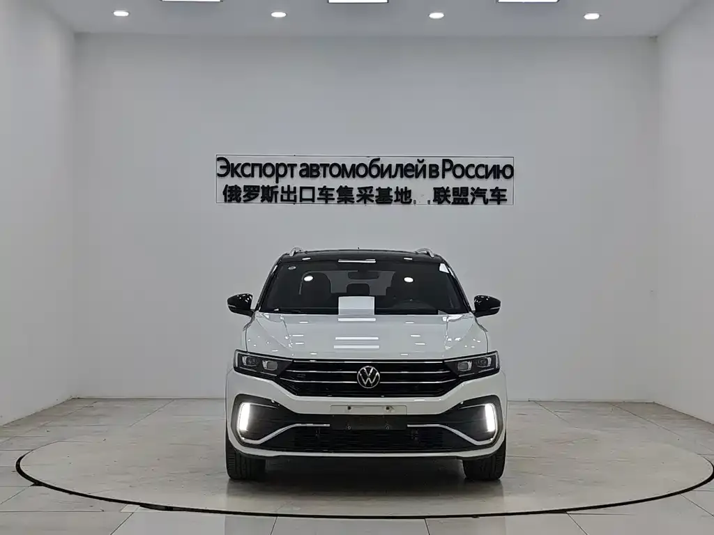 Volkswagen T-Roc — фото 2