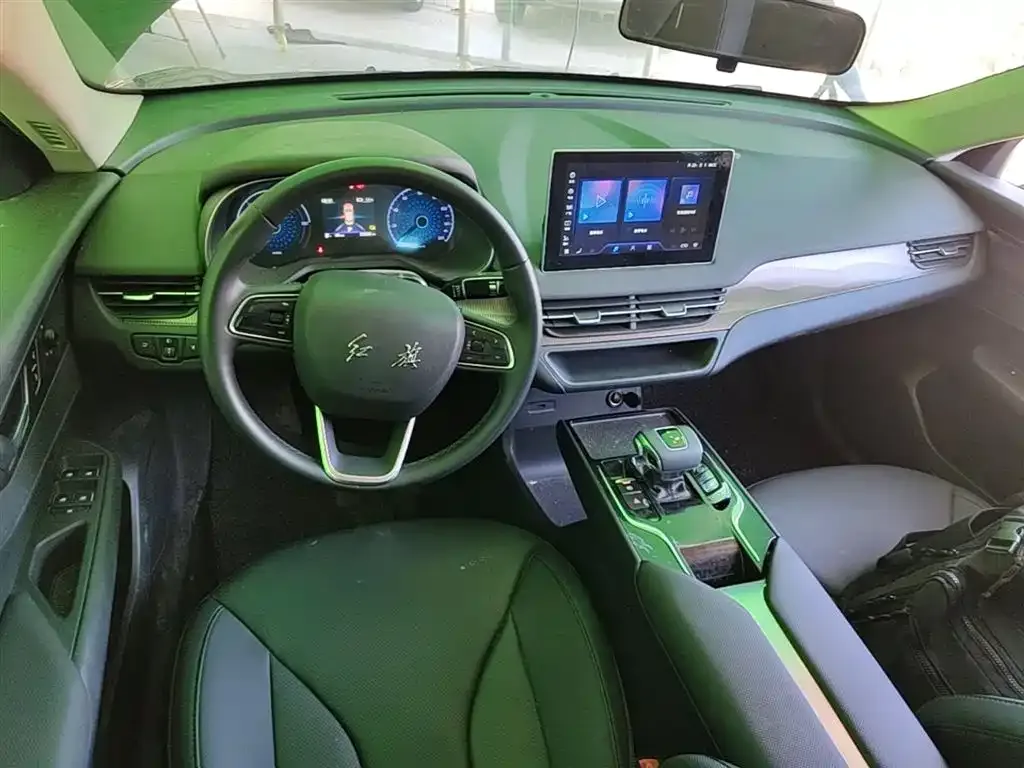 Hongqi E-QM5 — фото 4