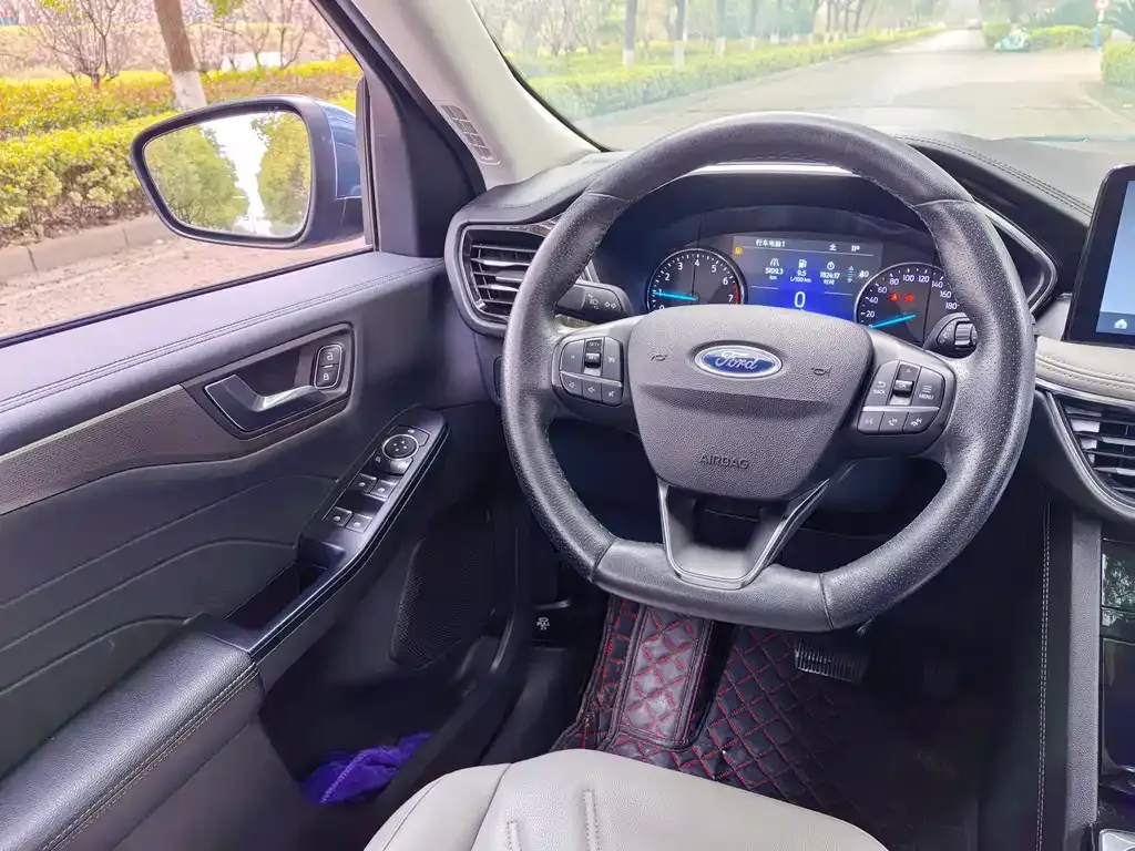 Ford Escape 2021 из CN, фото 6