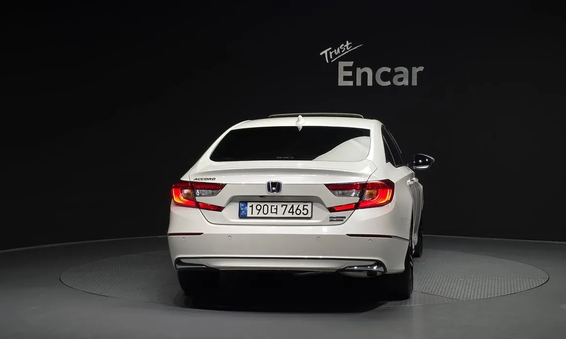 Honda Accord — фото 2