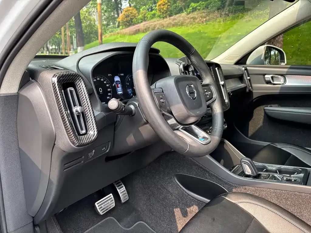 Volvo XC40 2021 из CN, фото 10