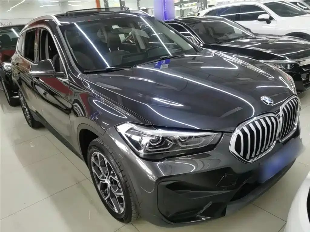 BMW X1 — фото 10
