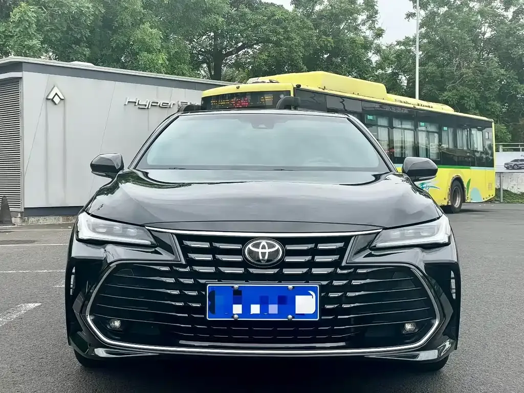 Toyota Avalon 2023 из CN, фото 9